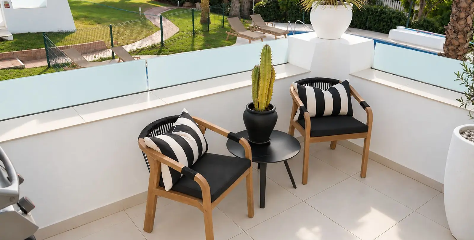 Sale of middle floor apartment in Nueva Andalucía 27