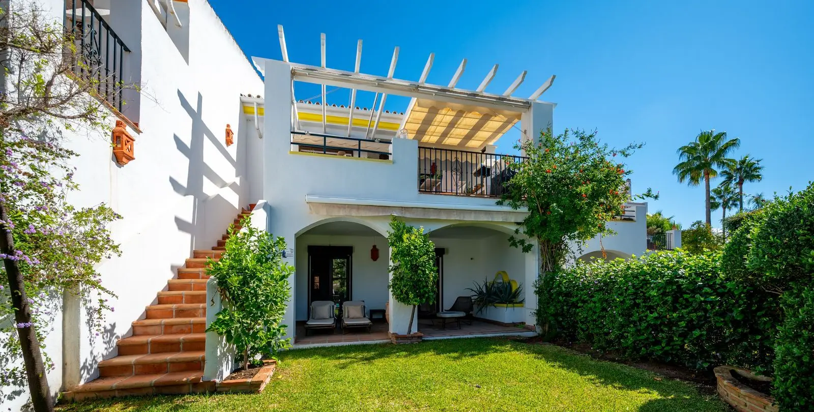 Sale of townhouse in Mijas Costa 1