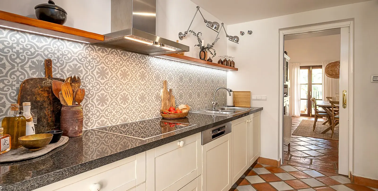 Sale of townhouse in Mijas Costa 13