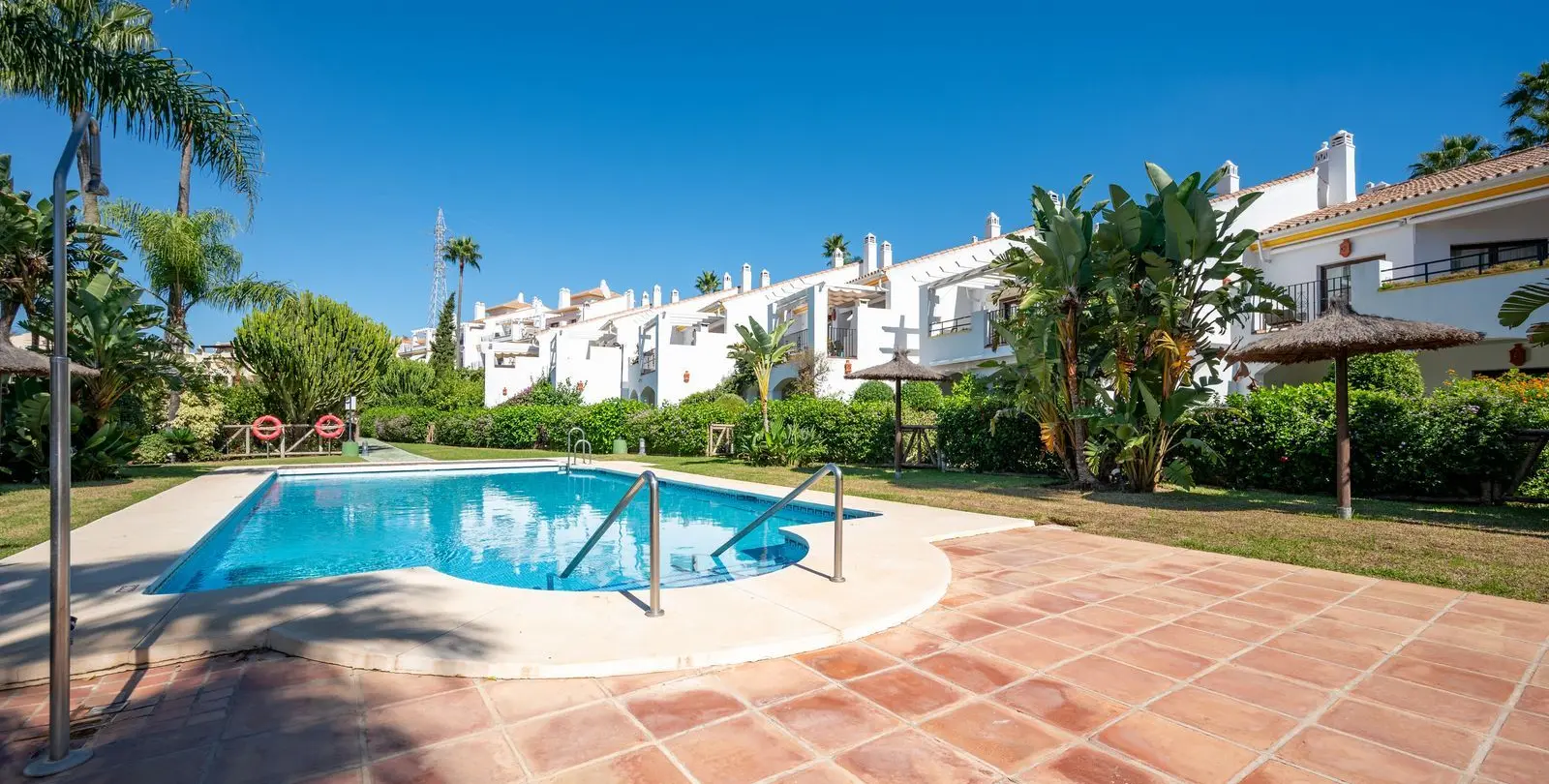 Sale of townhouse in Mijas Costa 100