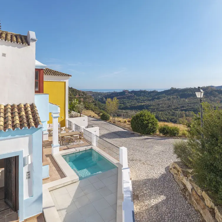 Sale of townhouse in Benahavís