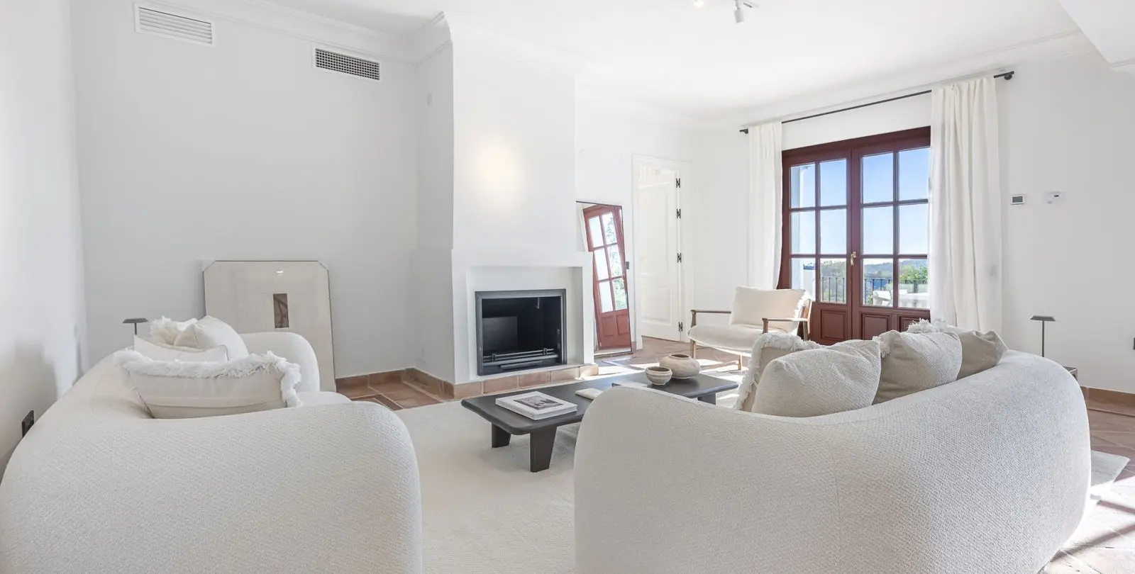 Sale of townhouse in Benahavís 14