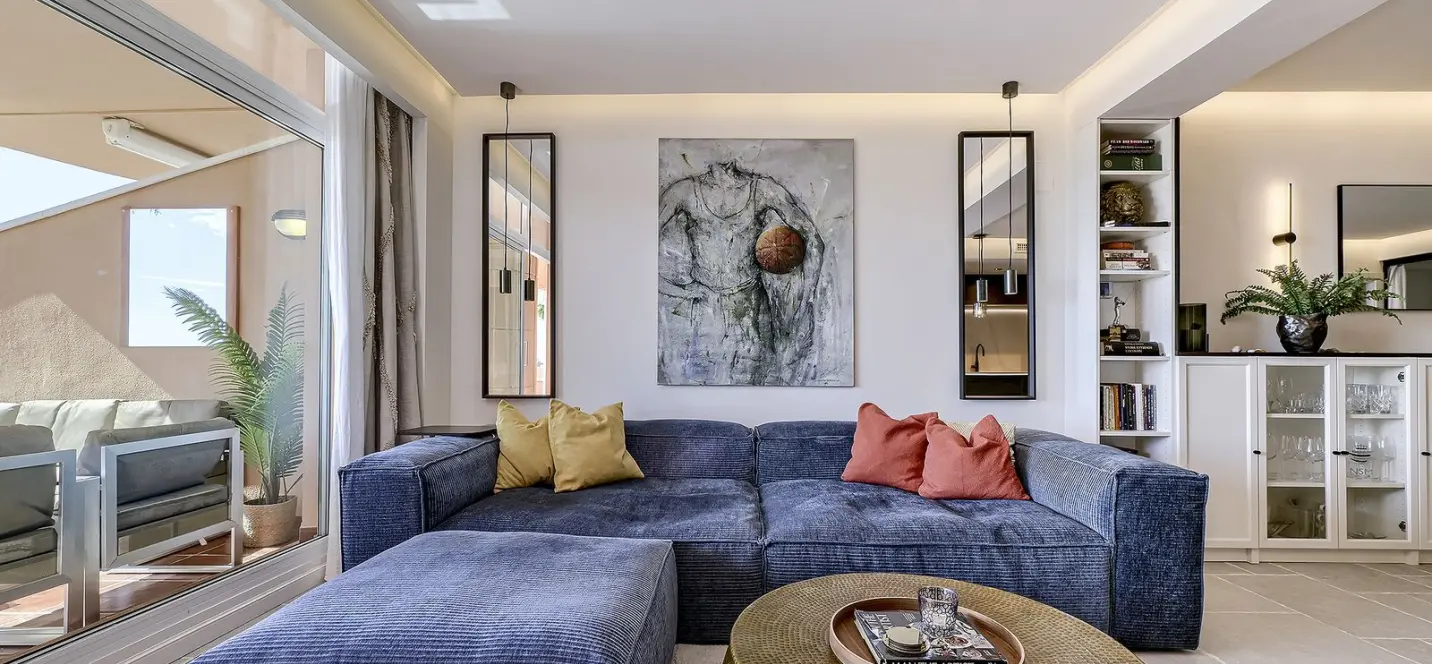 Sale of middle floor apartment in Nueva Andalucía 1