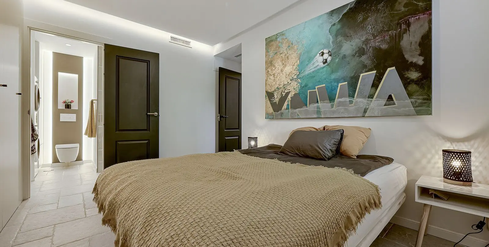 Sale of middle floor apartment in Nueva Andalucía 19