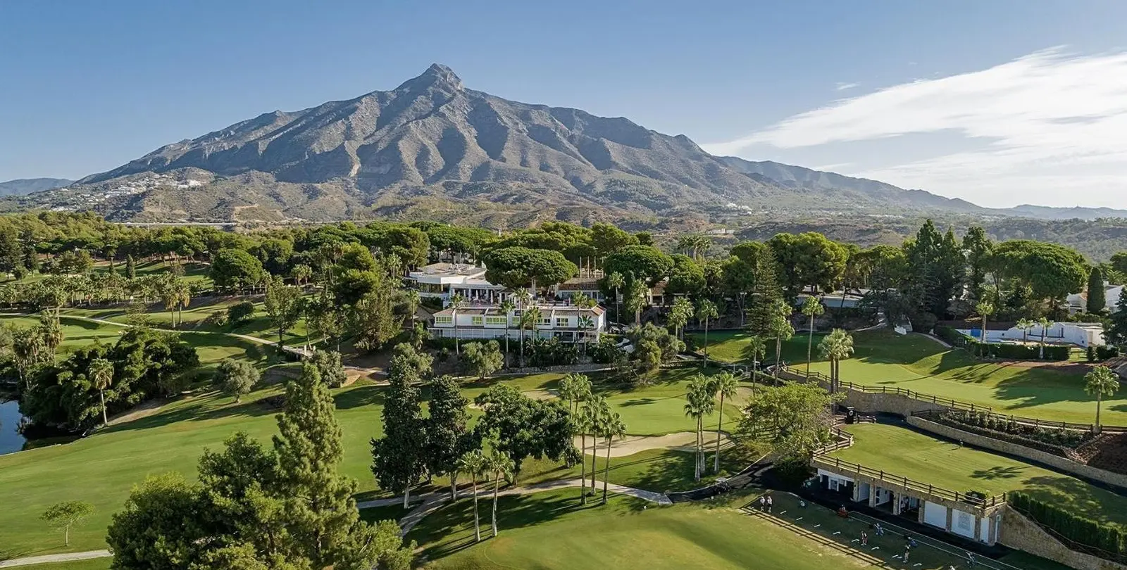 Sale of semi-detached house in Nueva Andalucía 11