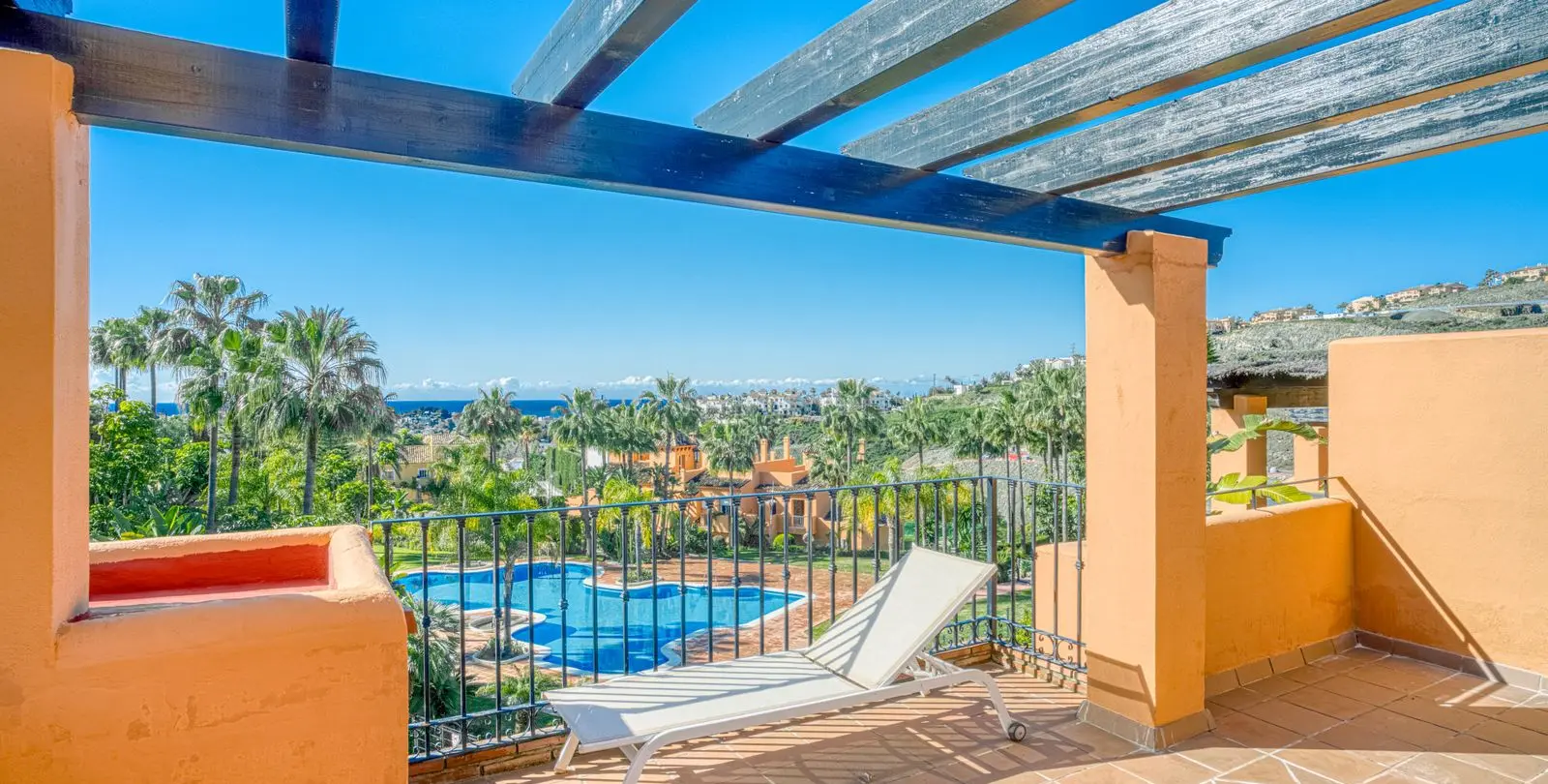 Sale of townhouse in Benahavís 12