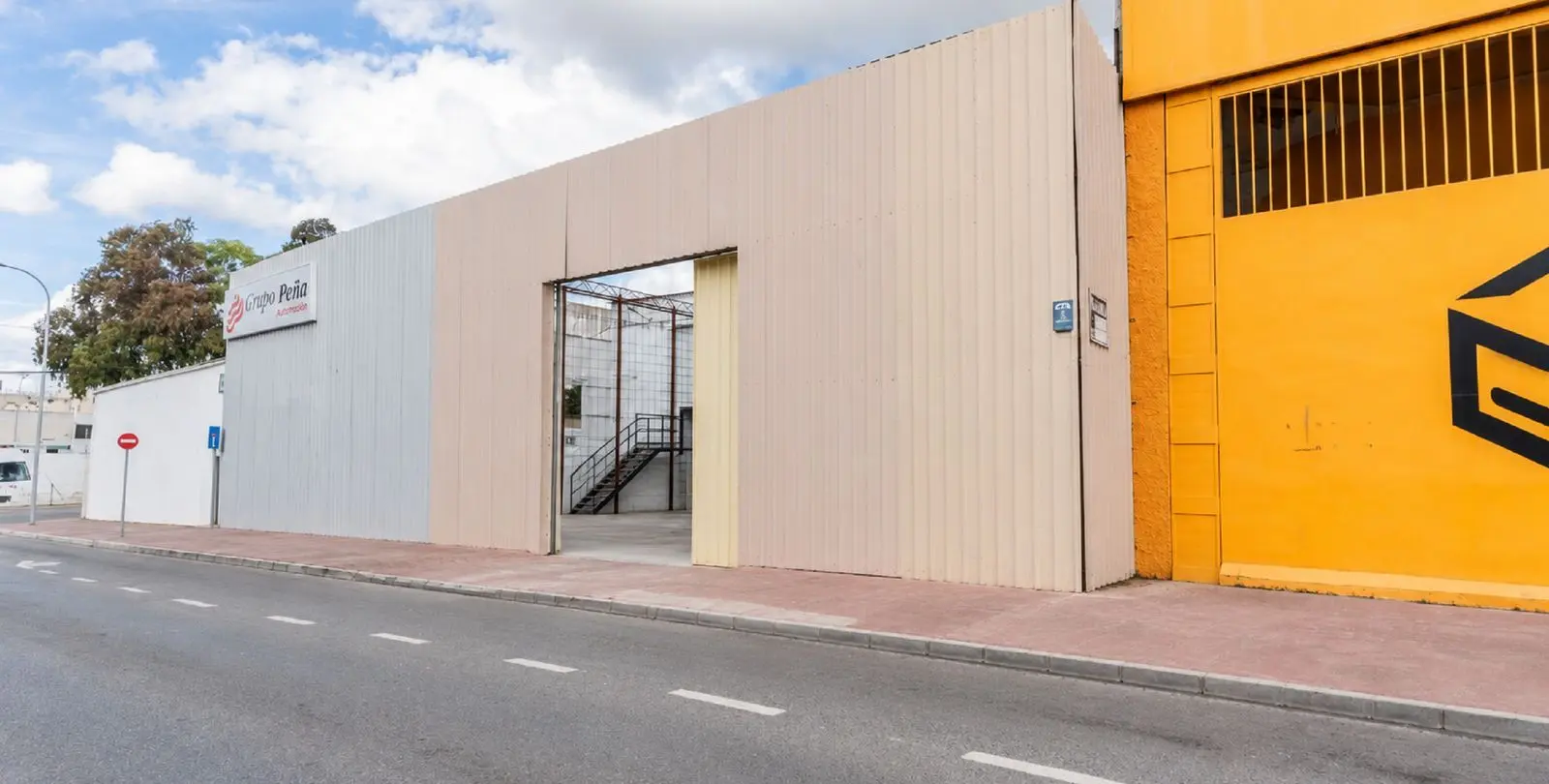 Продажа складского помещения в Marbella 1