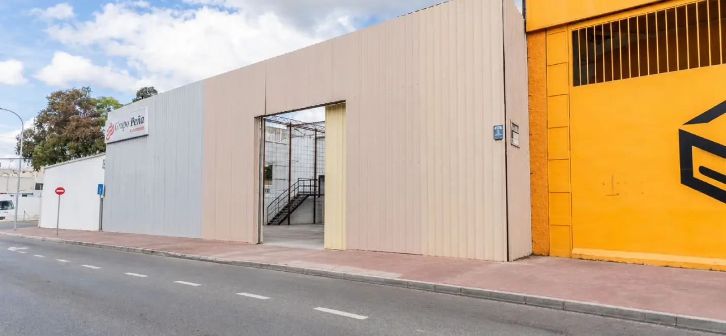 Продажа складского помещения в Marbella 0