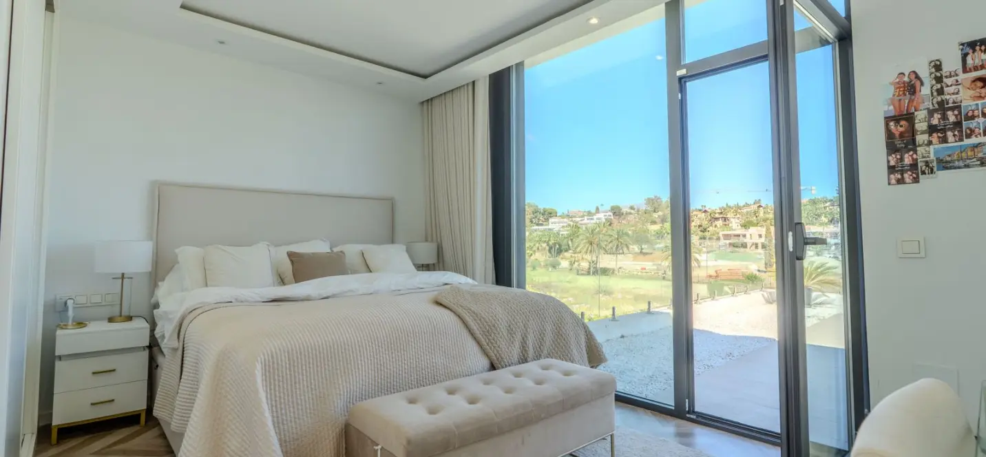 Venta de villa independiente en Estepona 4