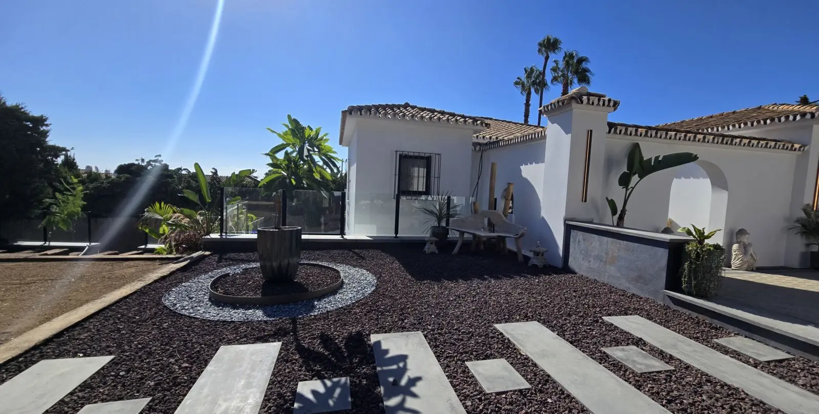 Venta de villa independiente en El Chaparral 27