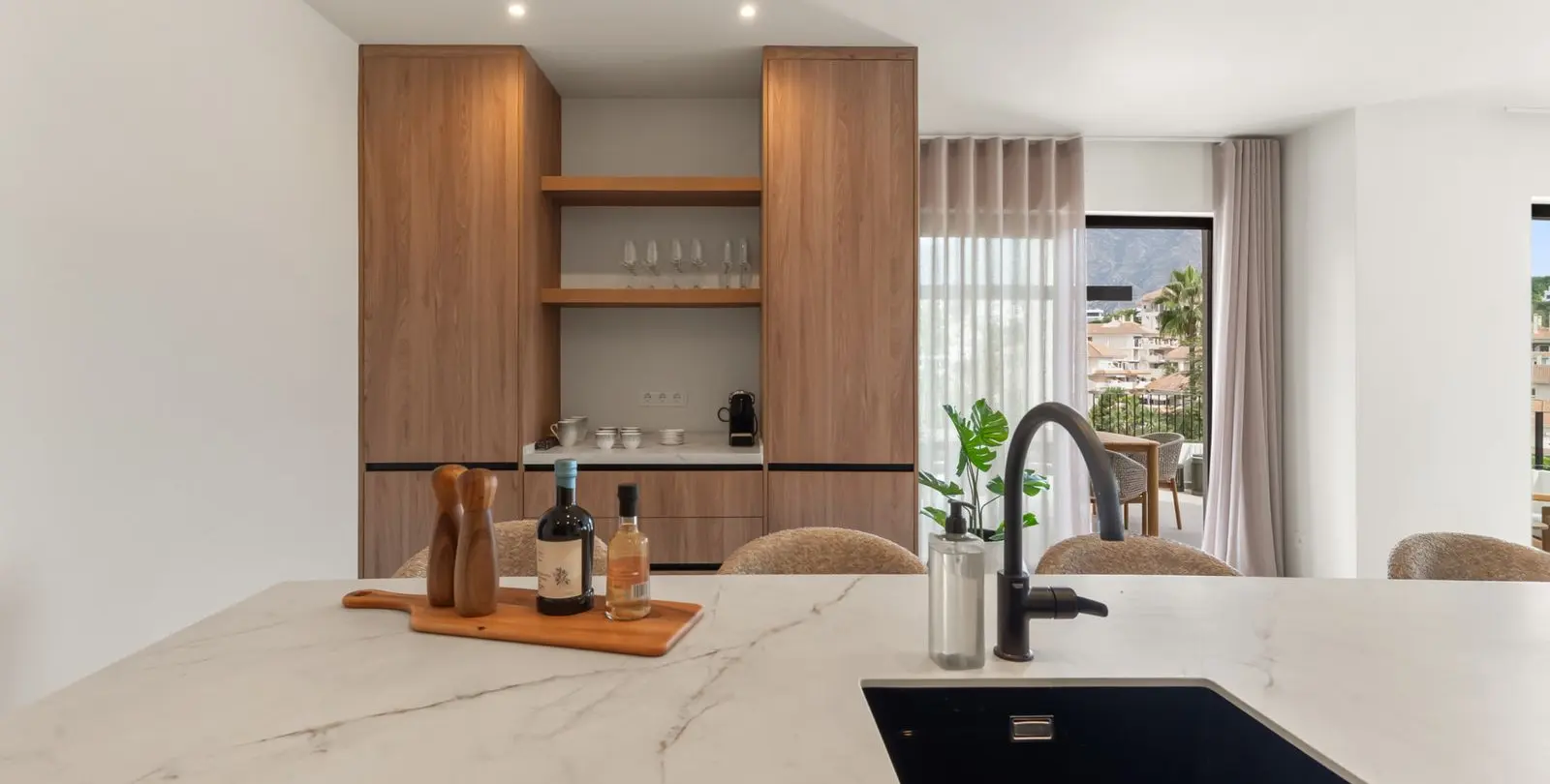 Venta de villa independiente en Nueva Andalucía 10
