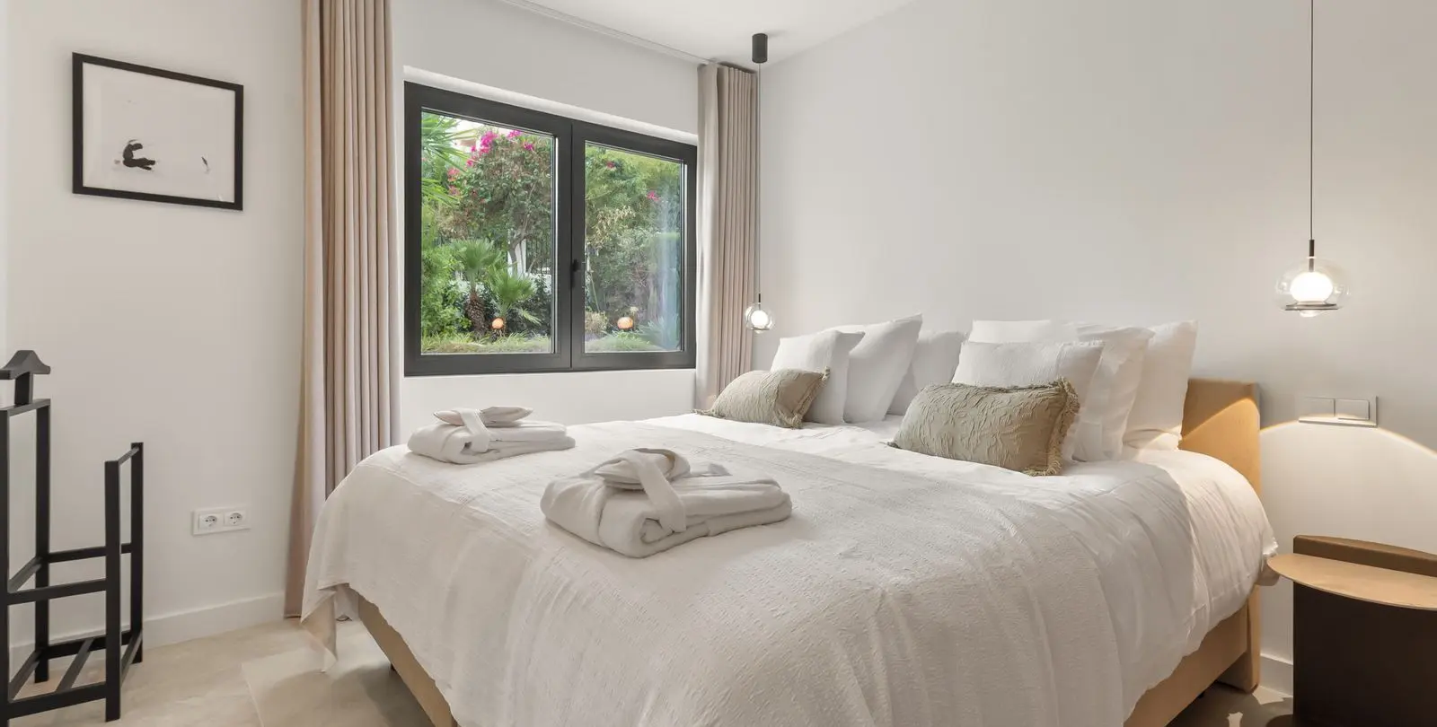 Venta de villa independiente en Nueva Andalucía 11