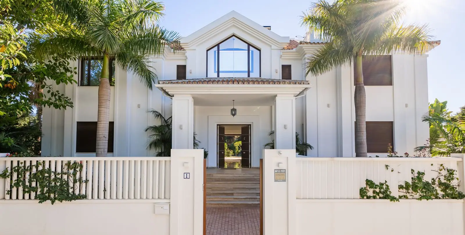 Venta de villa independiente en Guadalmina Baja 9