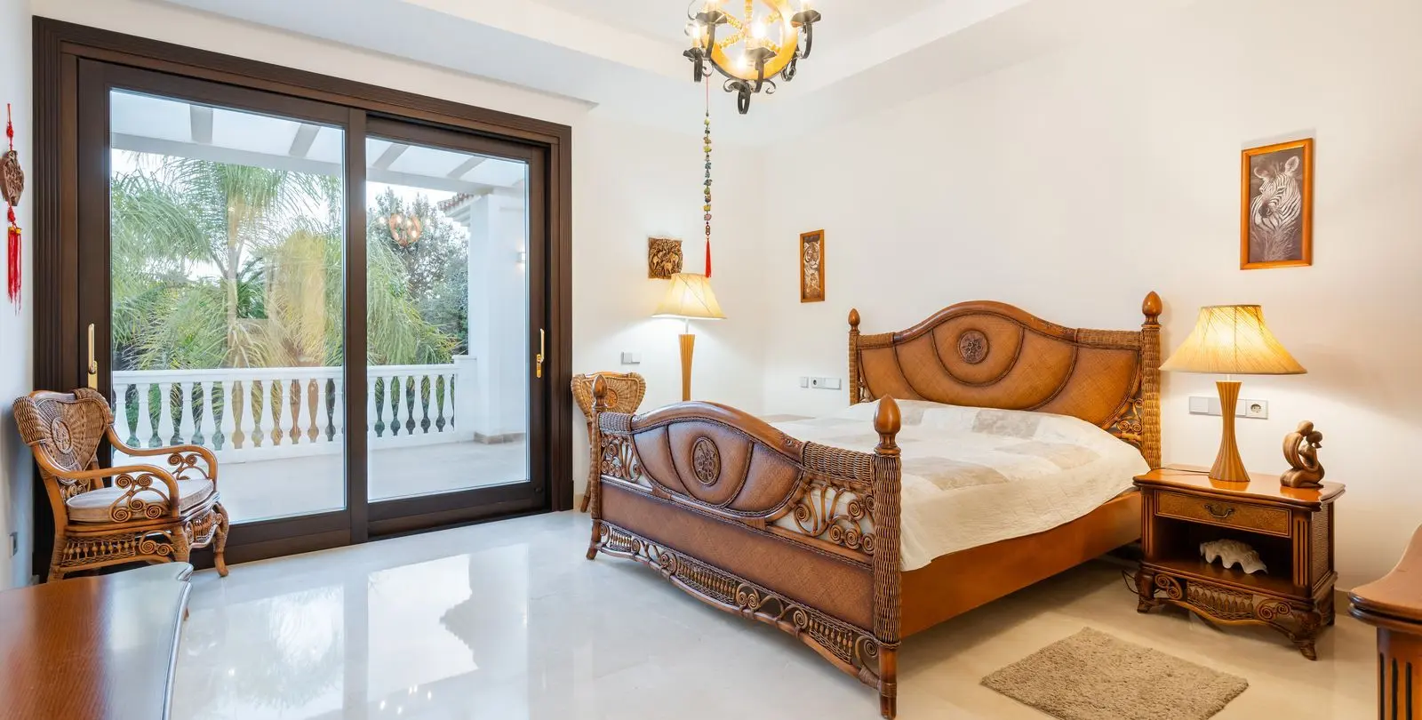 Venta de villa independiente en Guadalmina Baja 25
