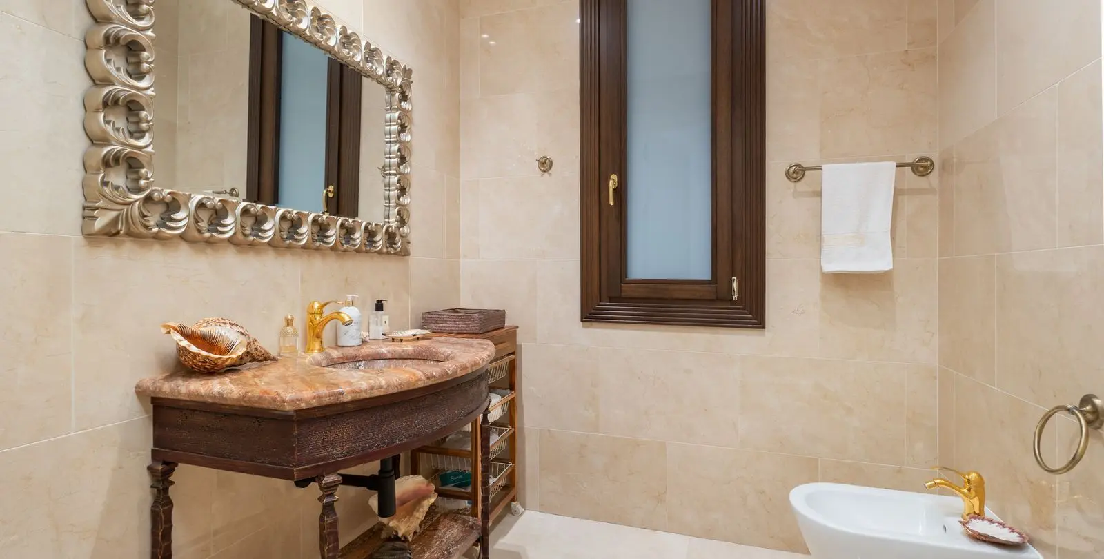 Venta de villa independiente en Guadalmina Baja 42