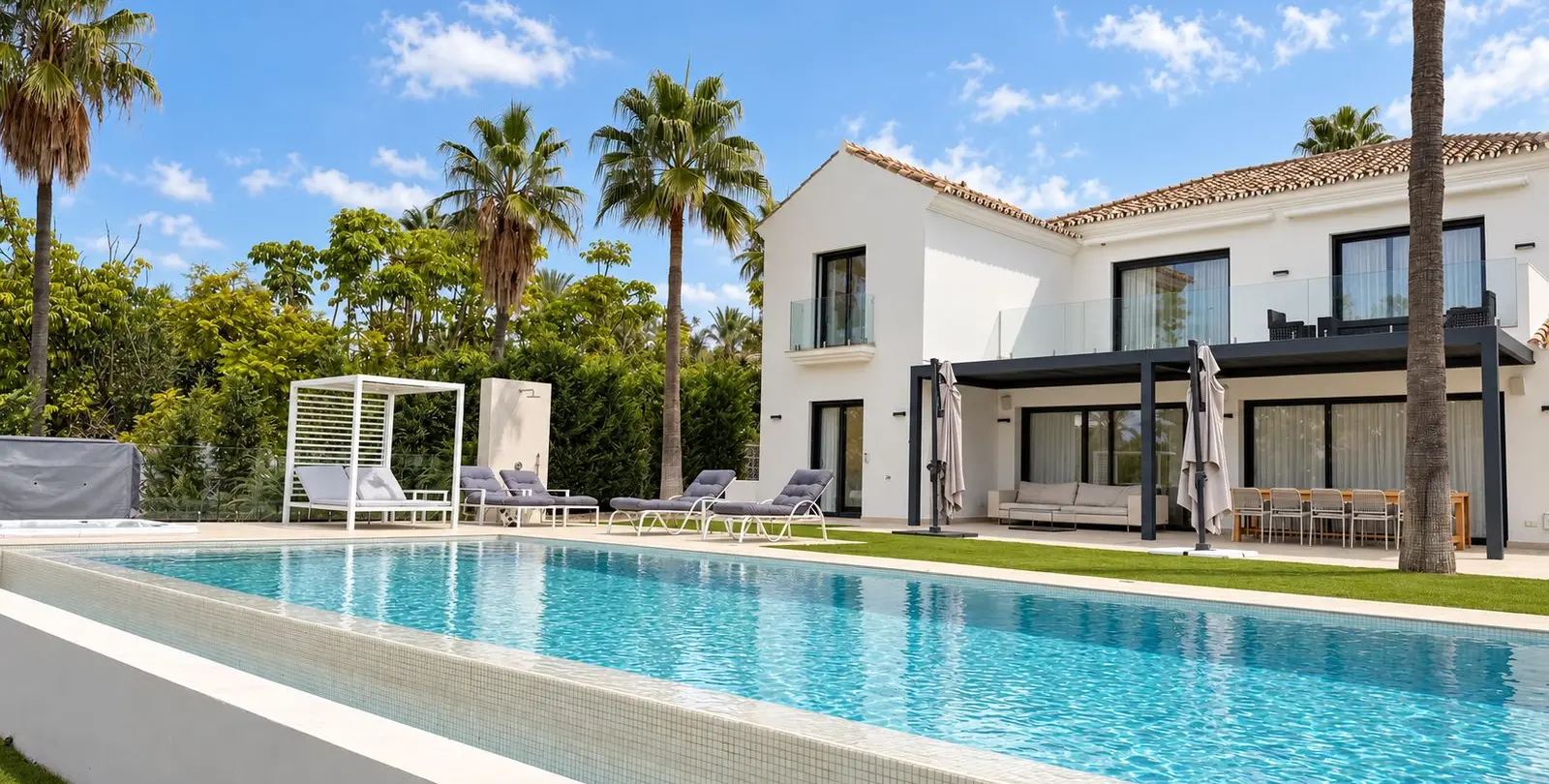 Venta de villa independiente en Guadalmina Baja 2
