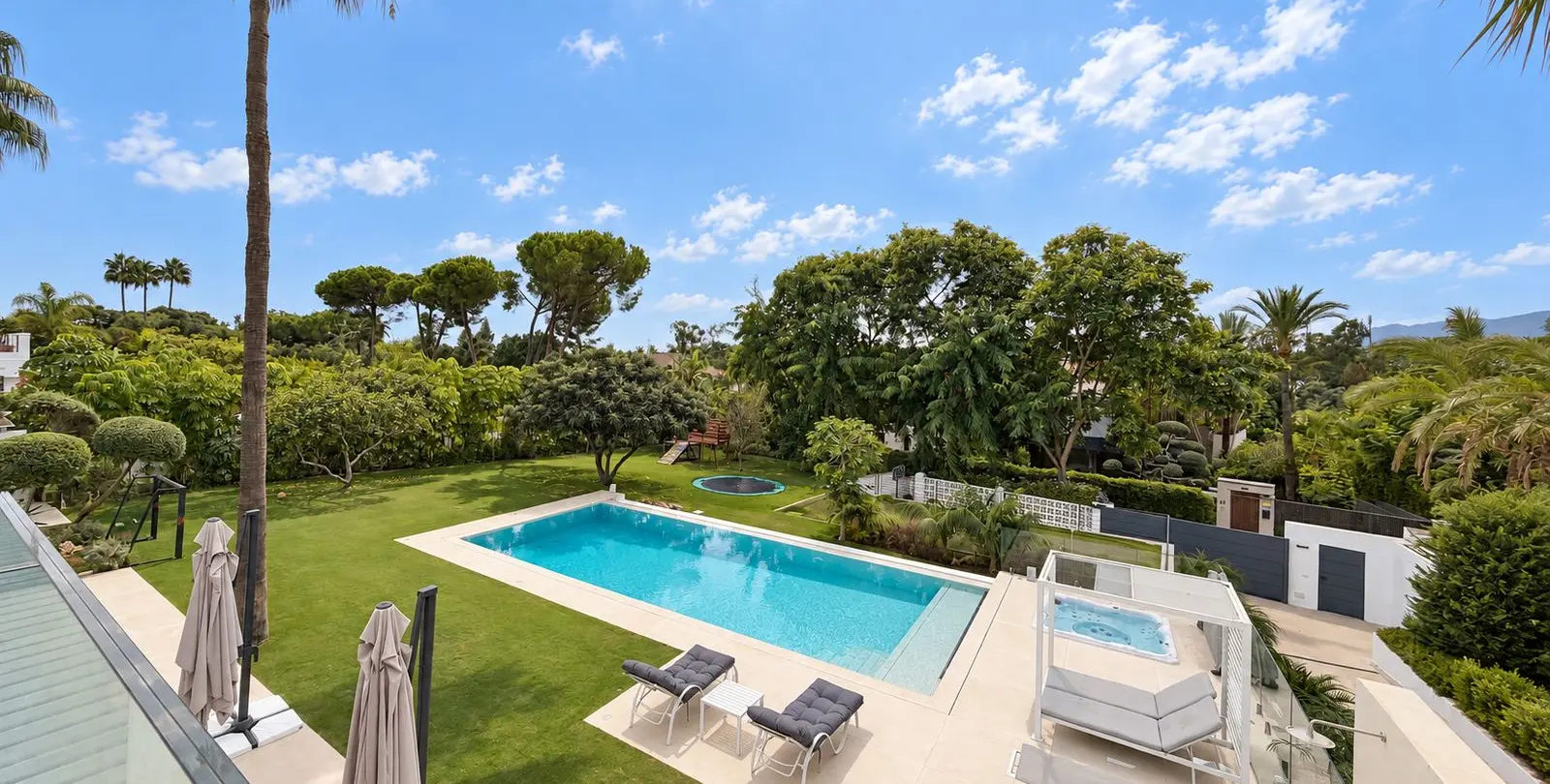 Venta de villa independiente en Guadalmina Baja 3
