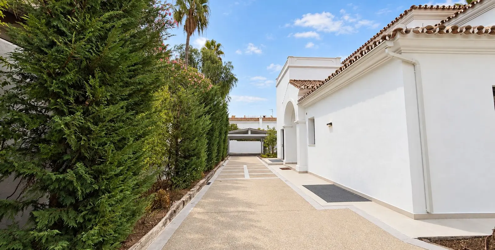 Venta de villa independiente en Guadalmina Baja 4