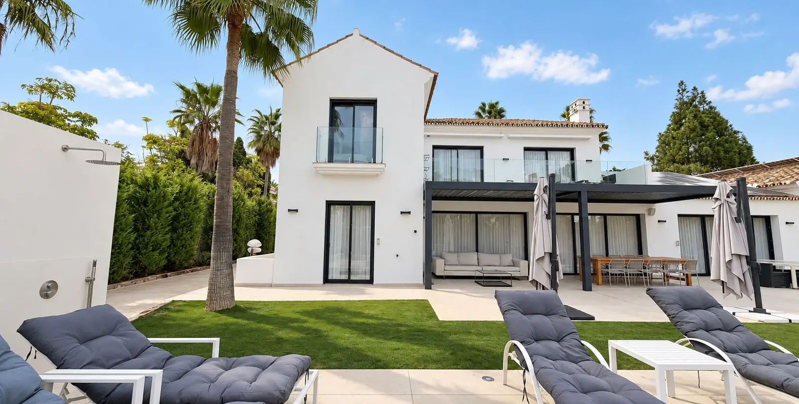 Venta de villa independiente en Guadalmina Baja 5