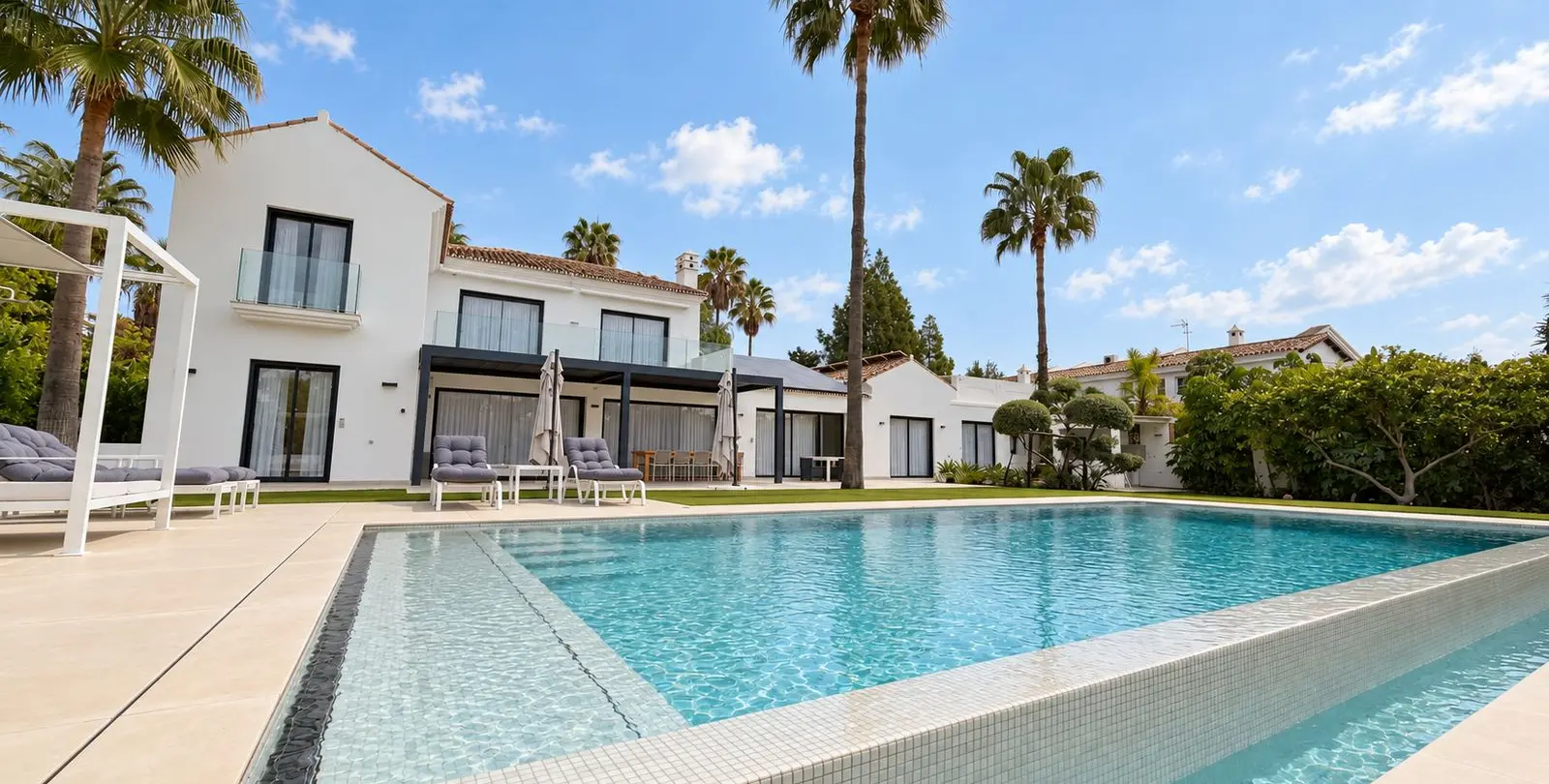 Venta de villa independiente en Guadalmina Baja 7