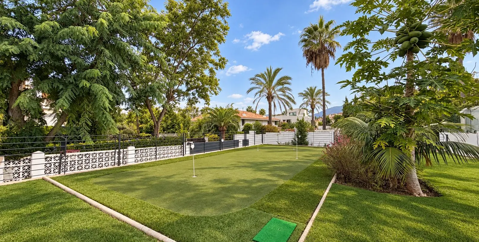 Venta de villa independiente en Guadalmina Baja 9