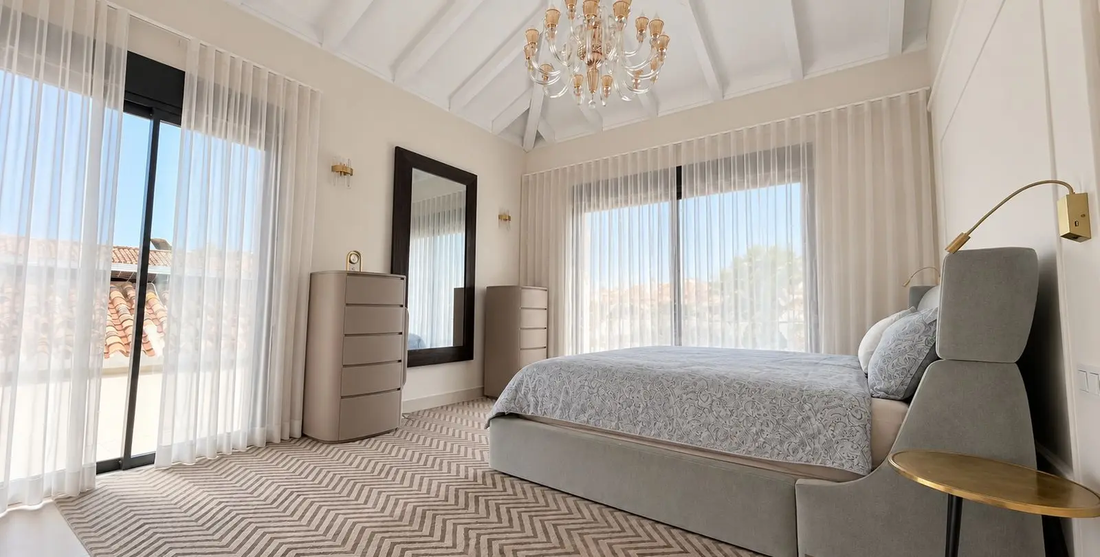 Venta de villa independiente en Guadalmina Baja 16