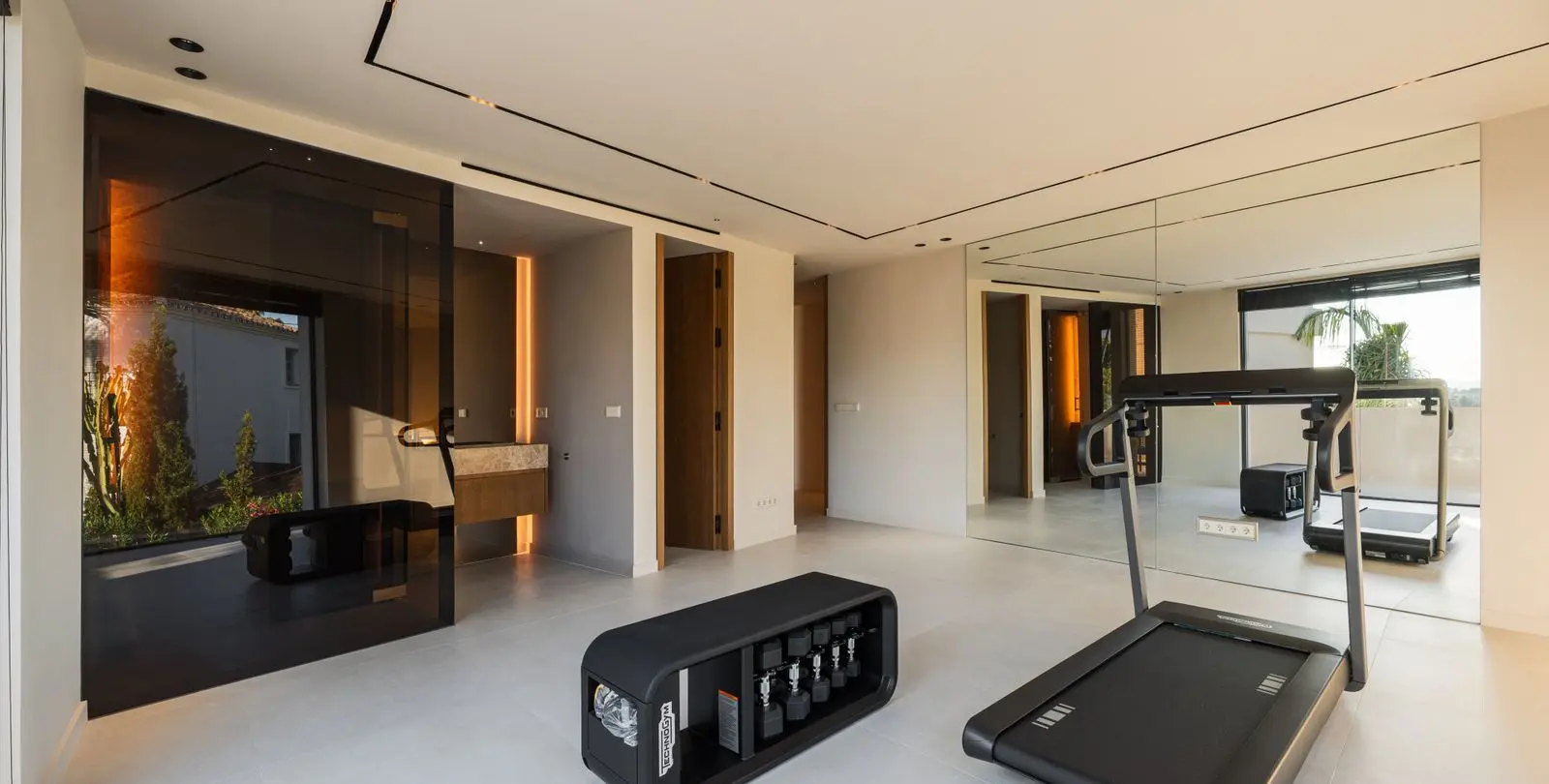 Venta de villa independiente en Nueva Andalucía 25