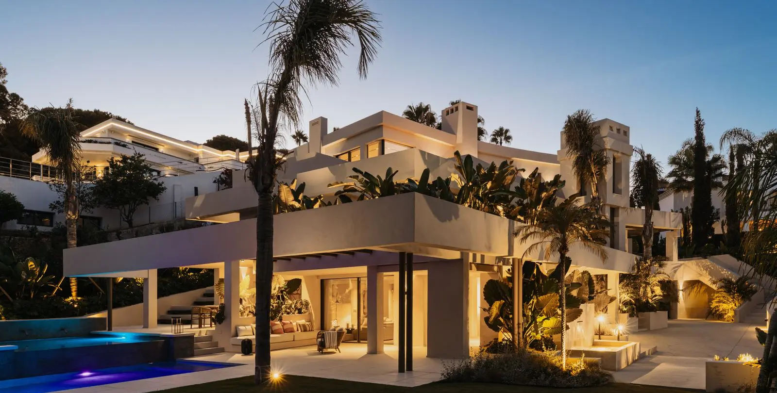 Venta de villa independiente en Nueva Andalucía 29