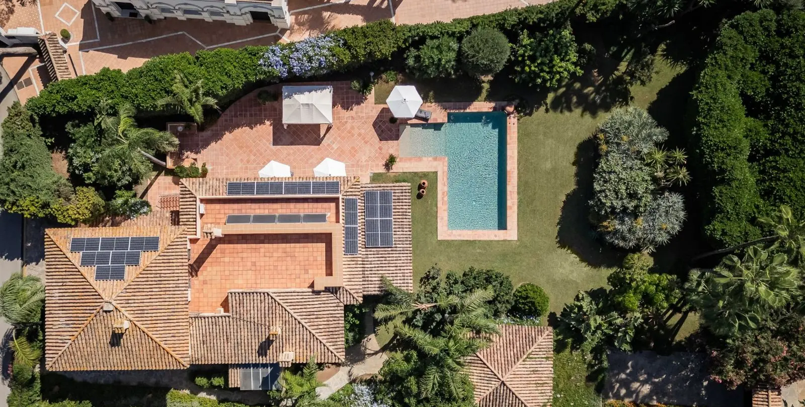 Venta de villa independiente en Los Monteros 10
