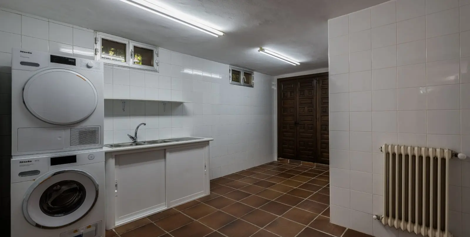 Venta de villa independiente en Los Monteros 34