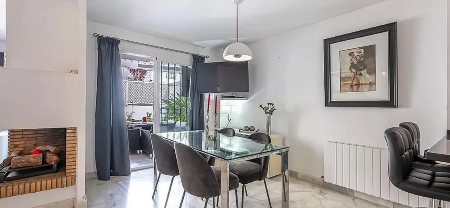 Long-term rent of townhouse in Nueva Andalucía 3