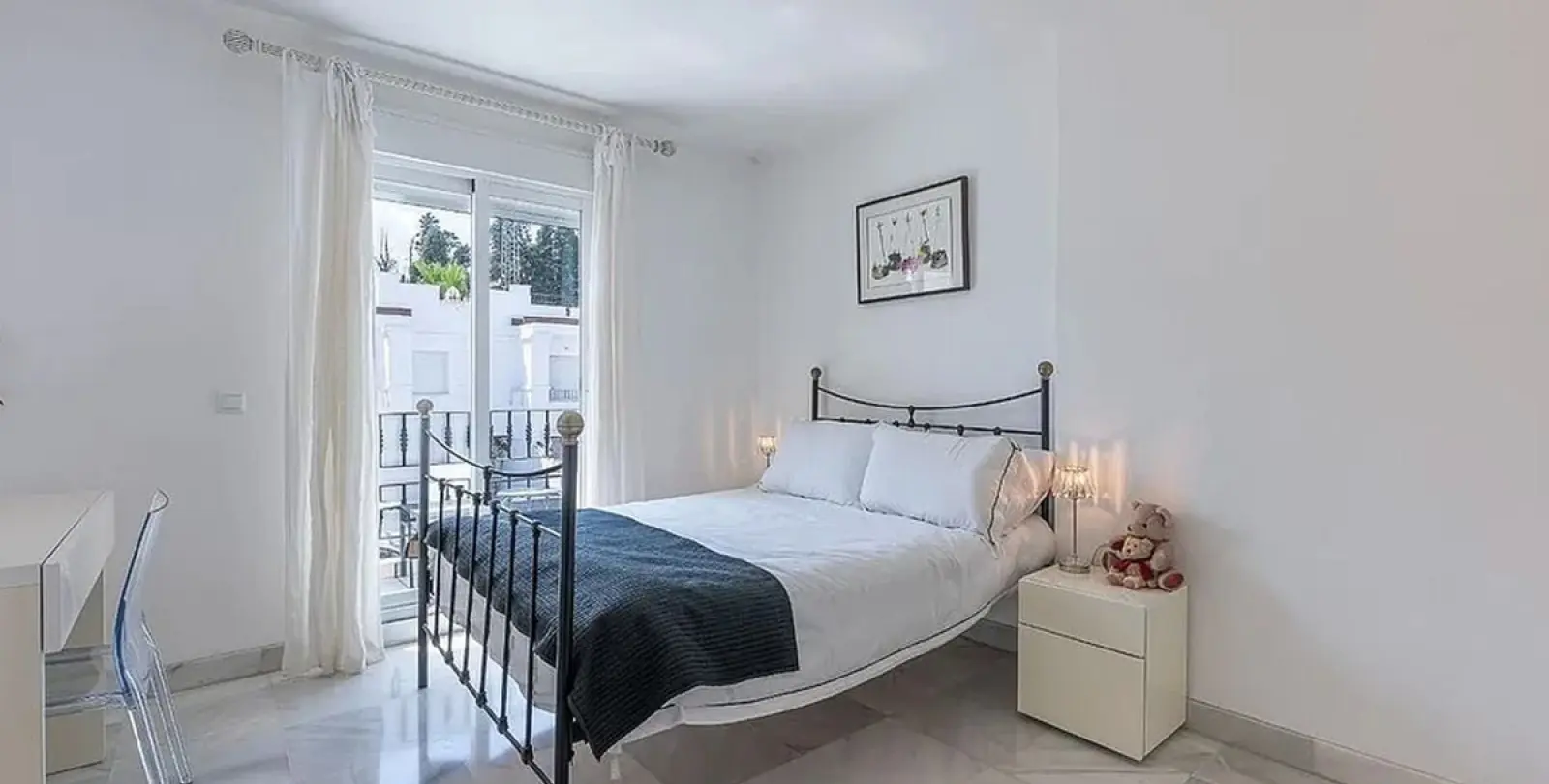 Long-term rent of townhouse in Nueva Andalucía 12
