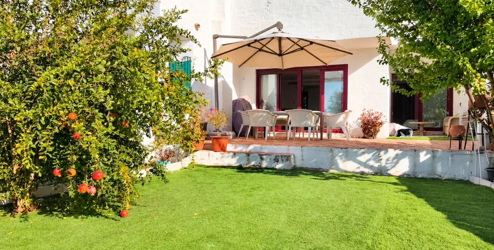 Venta de apartamento en planta baja en Casares 1