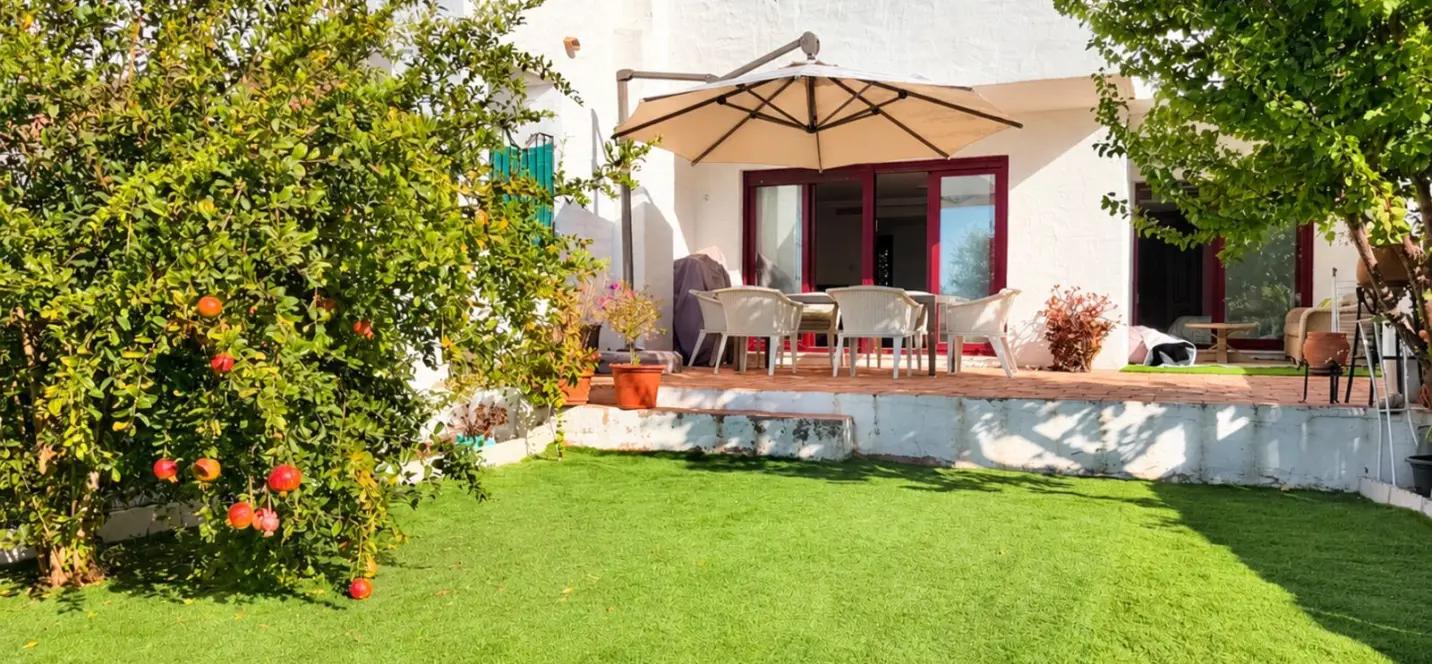 Venta de apartamento en planta baja en Casares 0