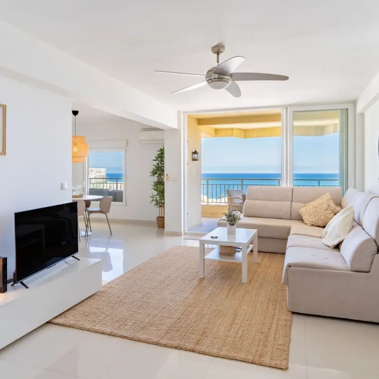 Sale of penthouse in Torremolinos
