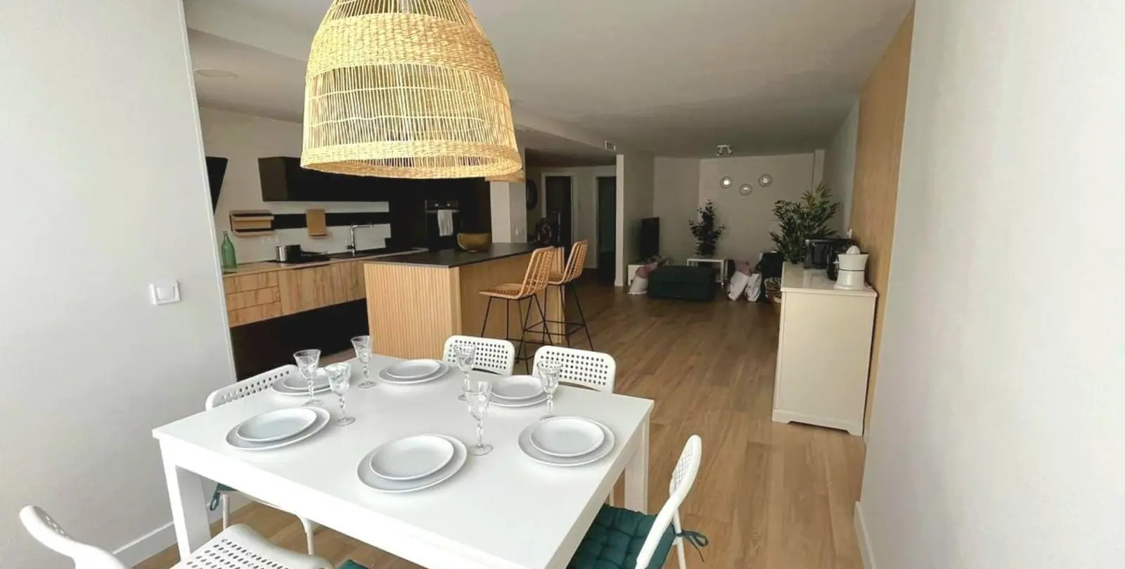 Продажа апартаментов на среднем этаже в Marbella 3