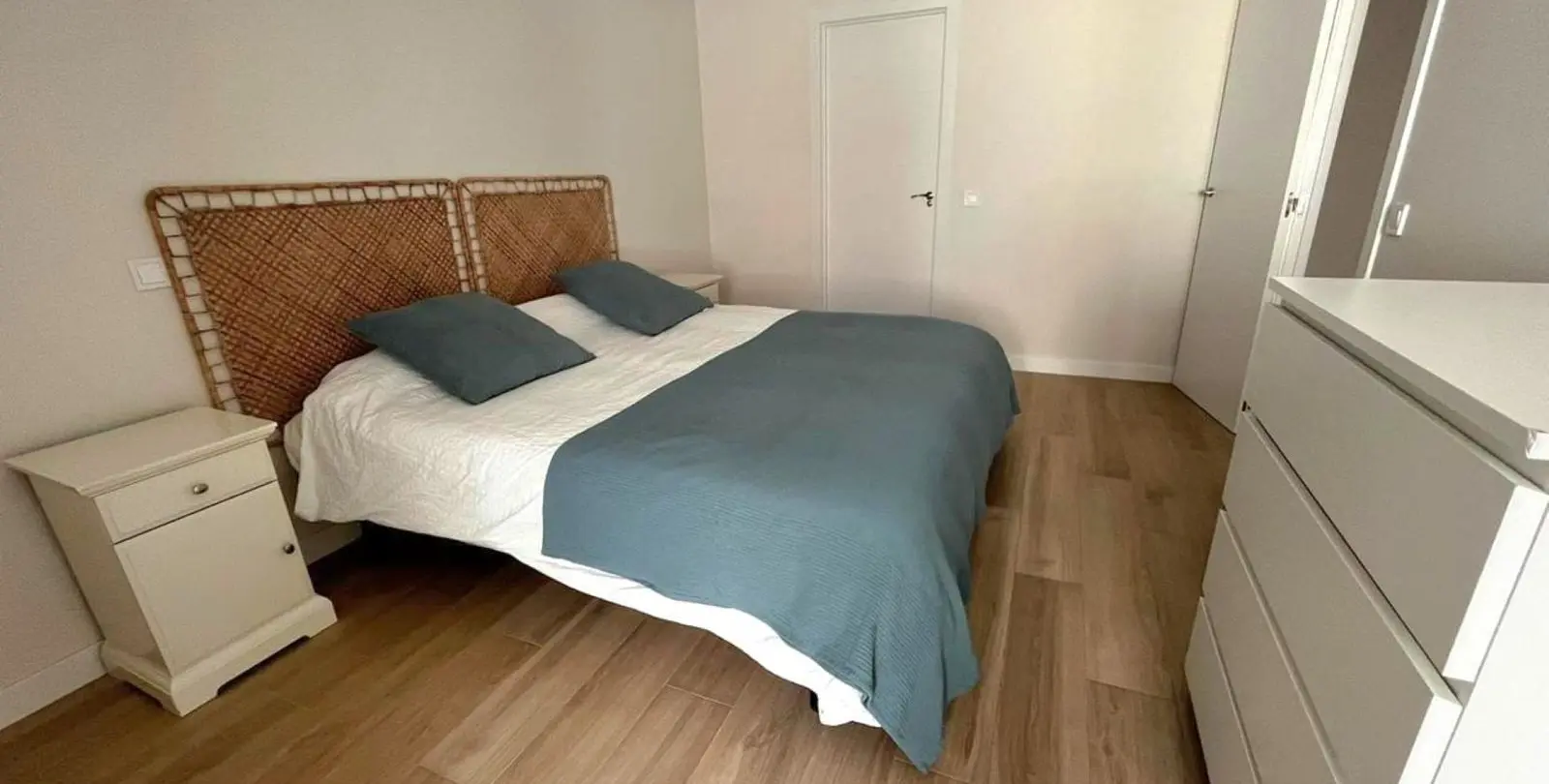 Продажа апартаментов на среднем этаже в Marbella 9