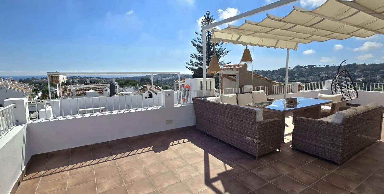 Sale of townhouse in Nueva Andalucía 1