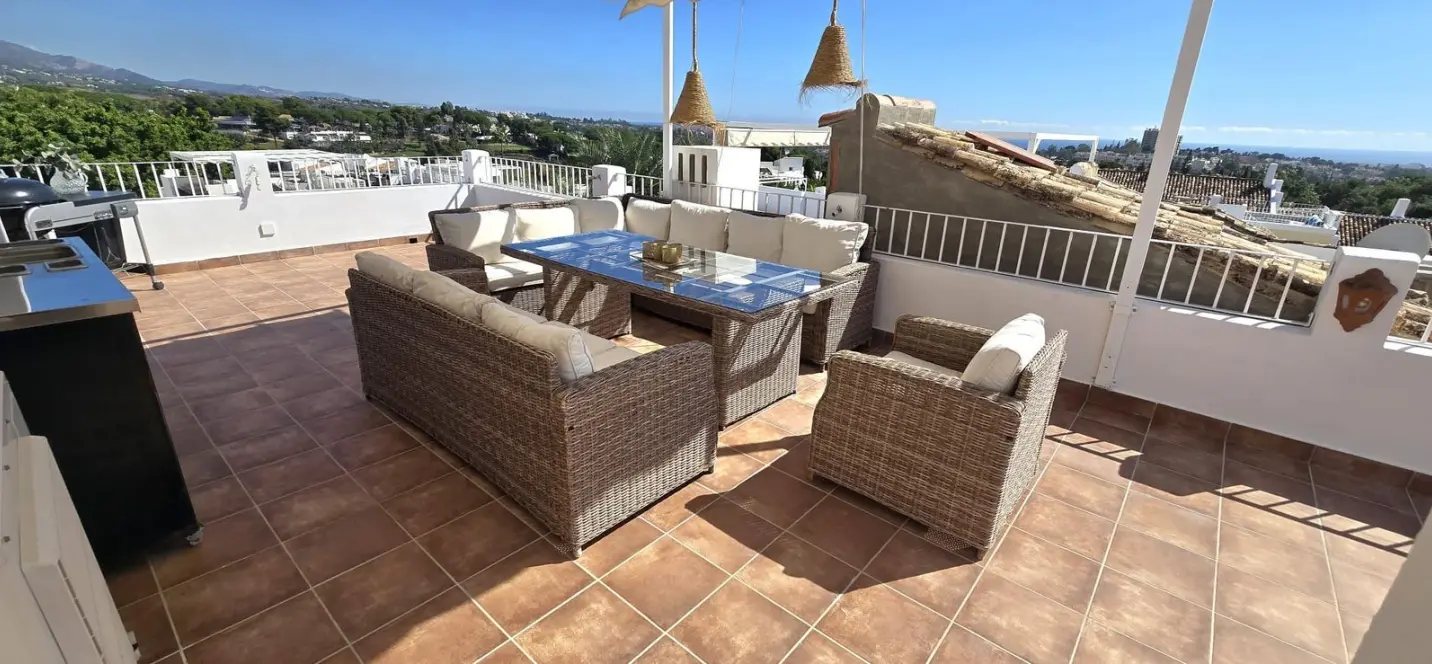 Sale of townhouse in Nueva Andalucía 1