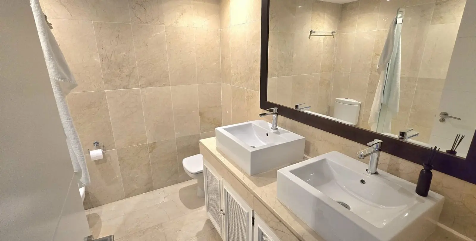 Sale of townhouse in Nueva Andalucía 11