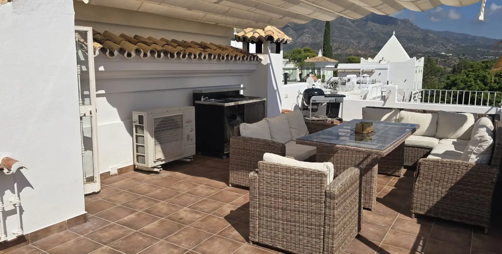 Sale of townhouse in Nueva Andalucía 24