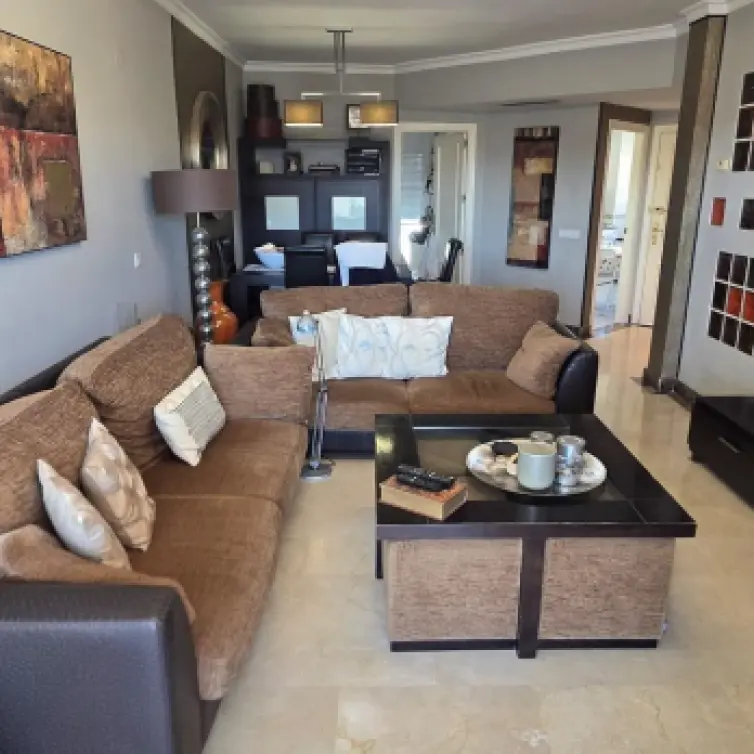 Sale of penthouse in Bel Air