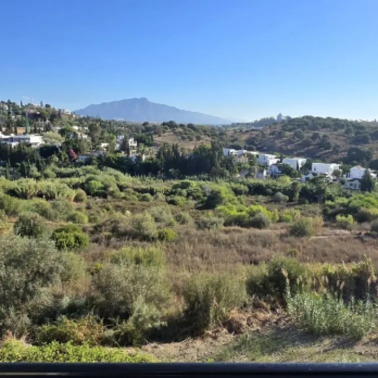 Sale of penthouse in Bel Air