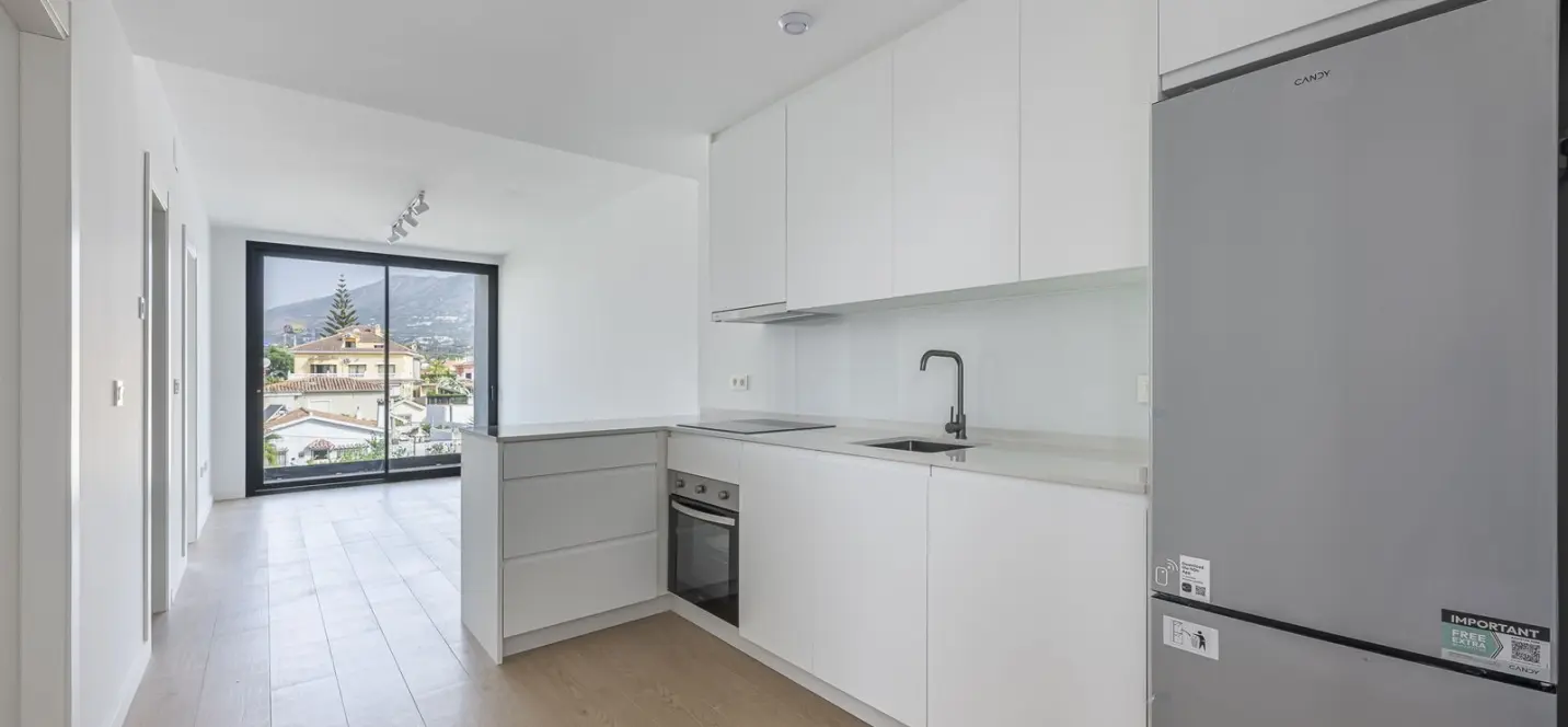 Sale of middle floor apartment in Los Boliches 3