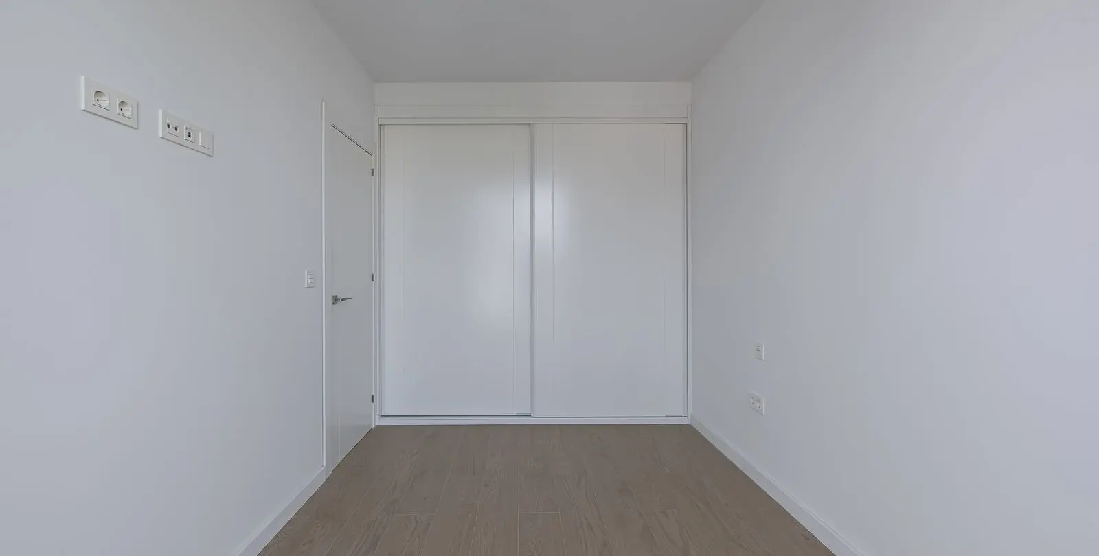 Sale of middle floor apartment in Los Boliches 7