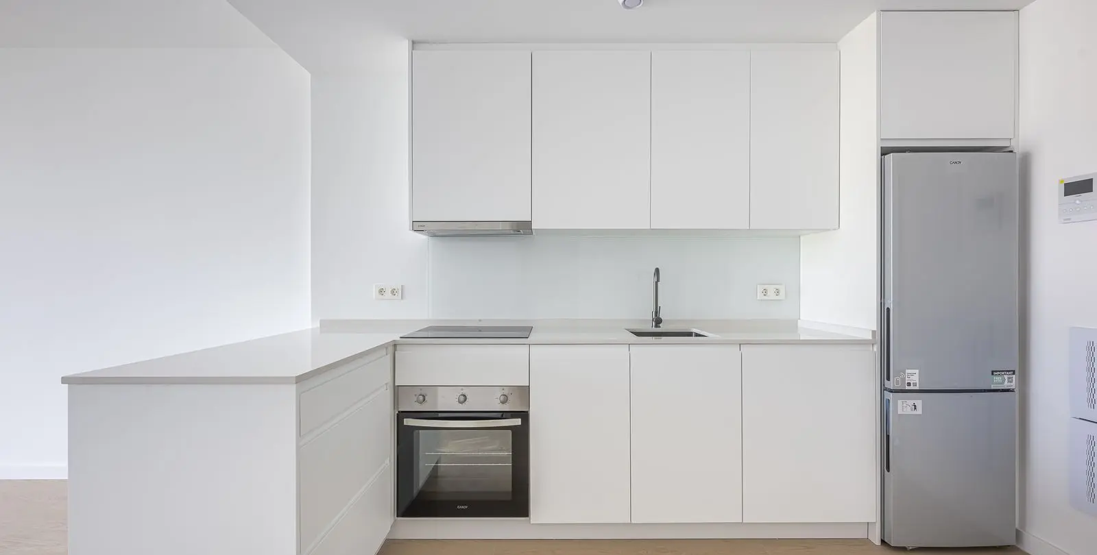 Sale of middle floor apartment in Los Boliches 12