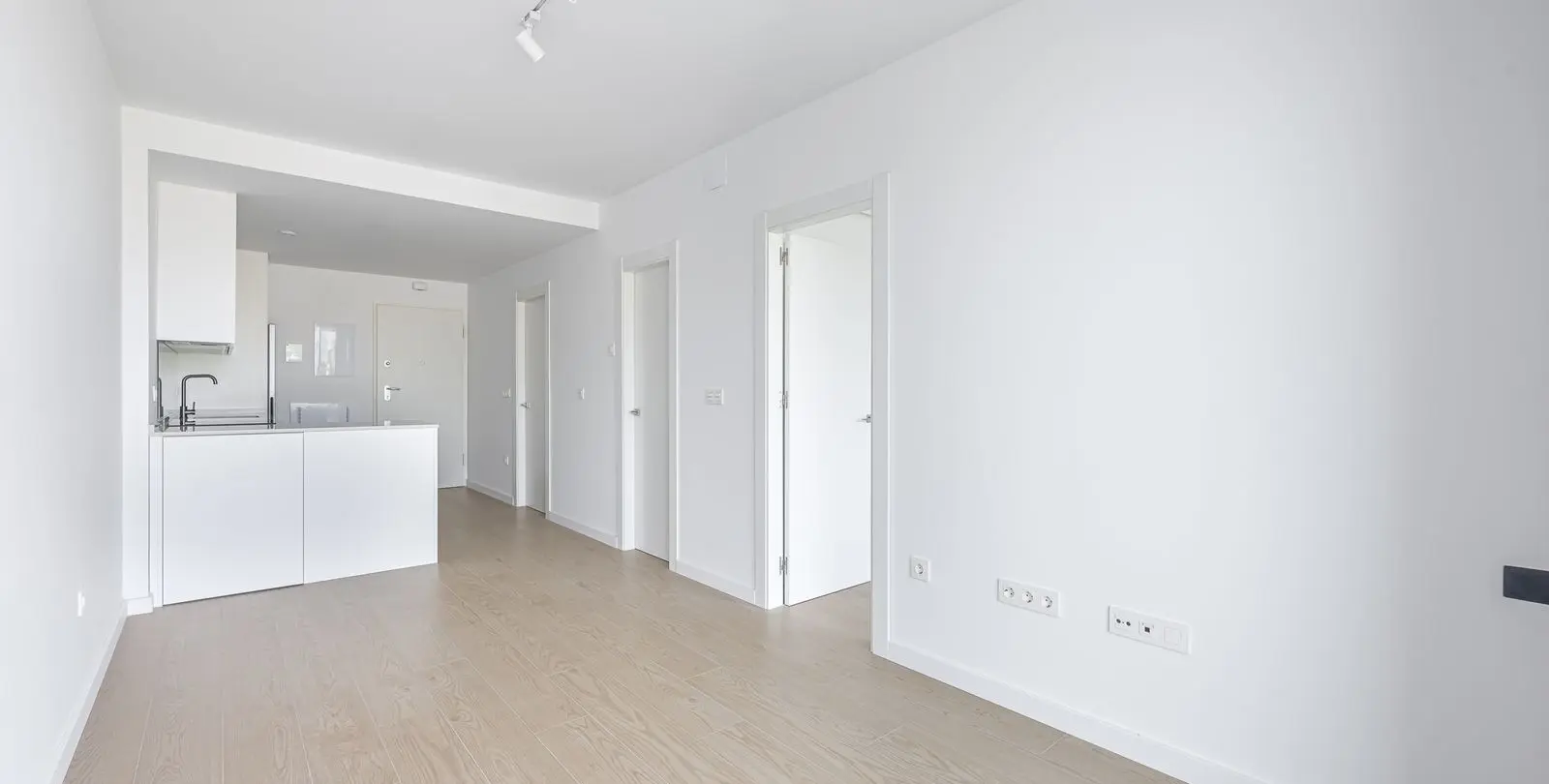 Sale of middle floor apartment in Los Boliches 20