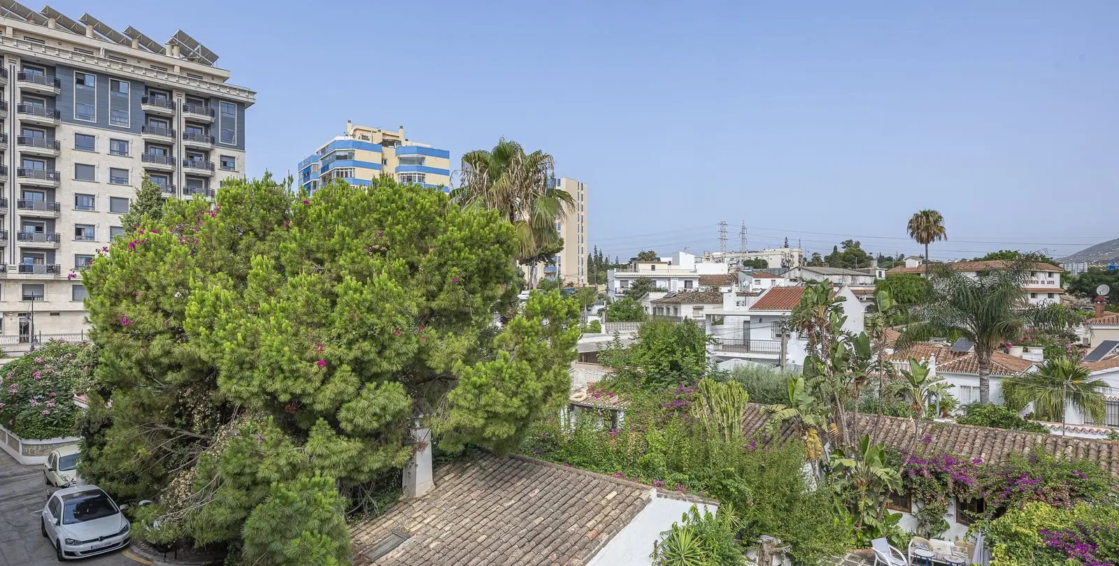 Sale of middle floor apartment in Los Boliches 24