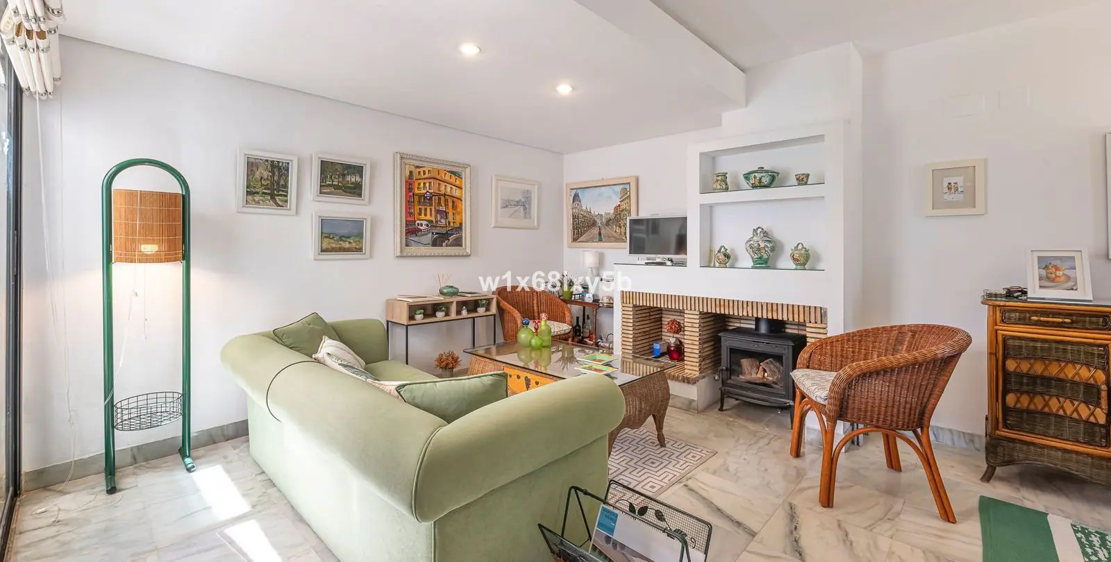 Sale of townhouse in Cancelada 4