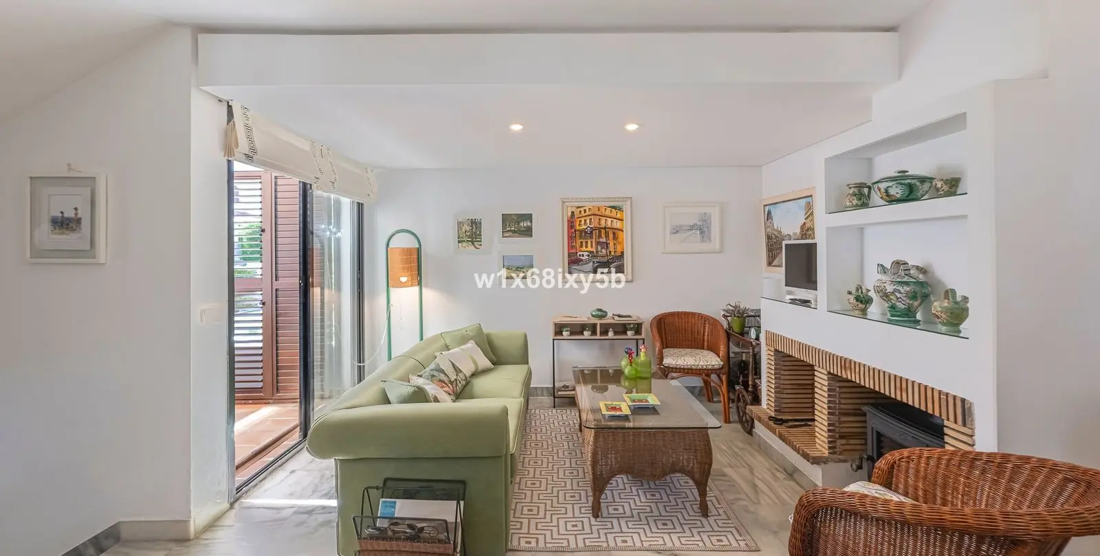 Sale of townhouse in Cancelada 5